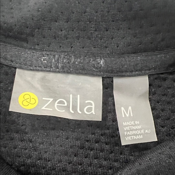 Zella Black Off-Shoulder Sweater - Picture 10 of 14